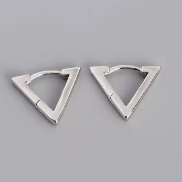 💛🤍Insta Triangle shape earrings - Picture 5 of 8
